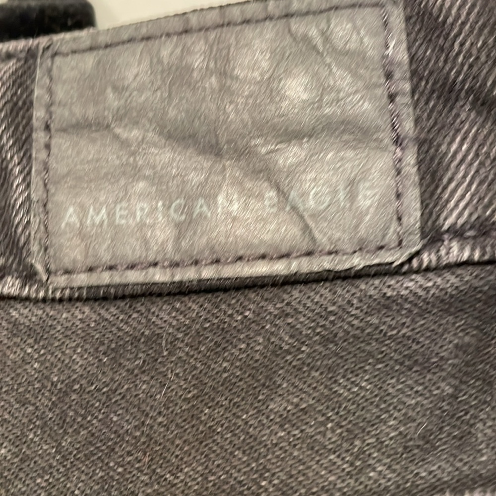 AMERICAN EAGLE DISTRESSED BLACK JEANS SIZE 20 - Picture 7 of 9